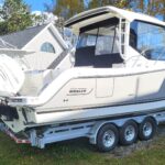 Boston Whaler 325 Conquest