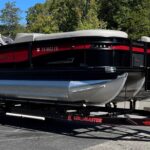 Custom Trailer Barletta Tritoon